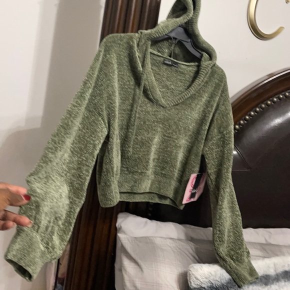 New never 👎🏼 worn, Must have Cozy..🙏🏾🙏🏾😘 - Picture 2 of 6